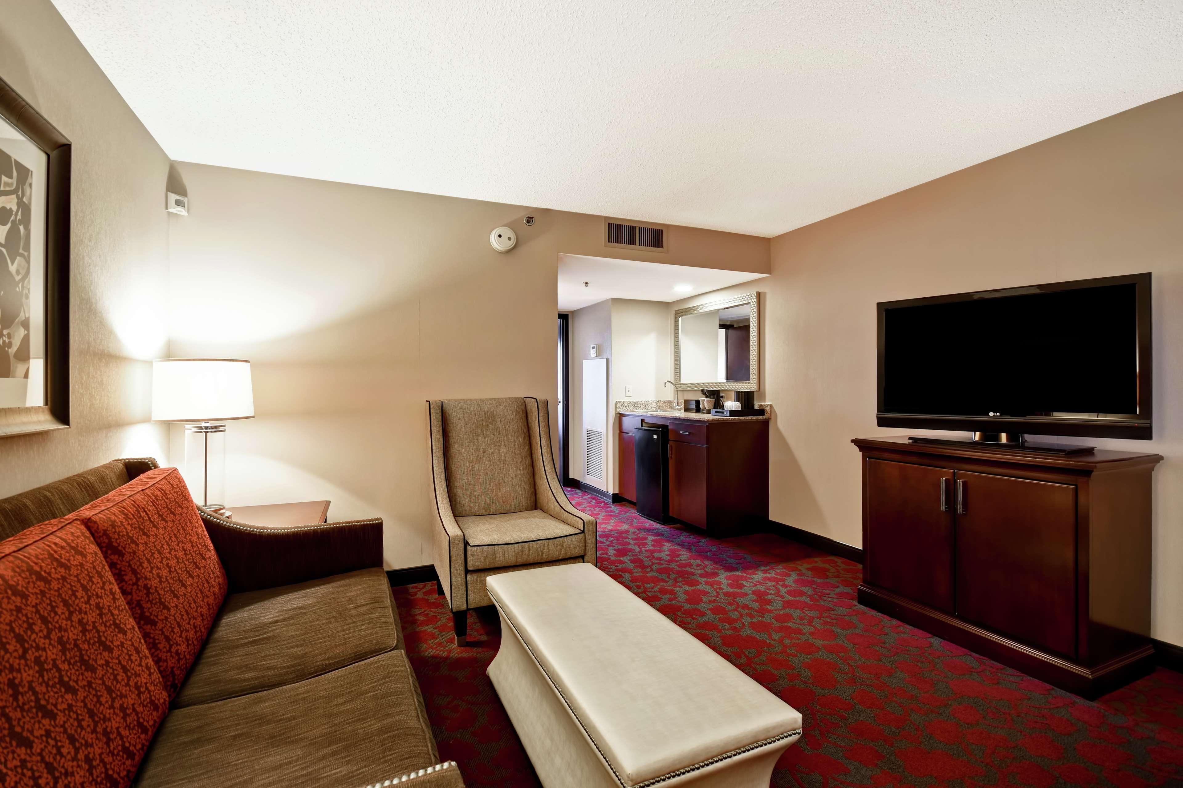 Embassy Suites By Hilton Dulles Airport Херндон Экстерьер фото
