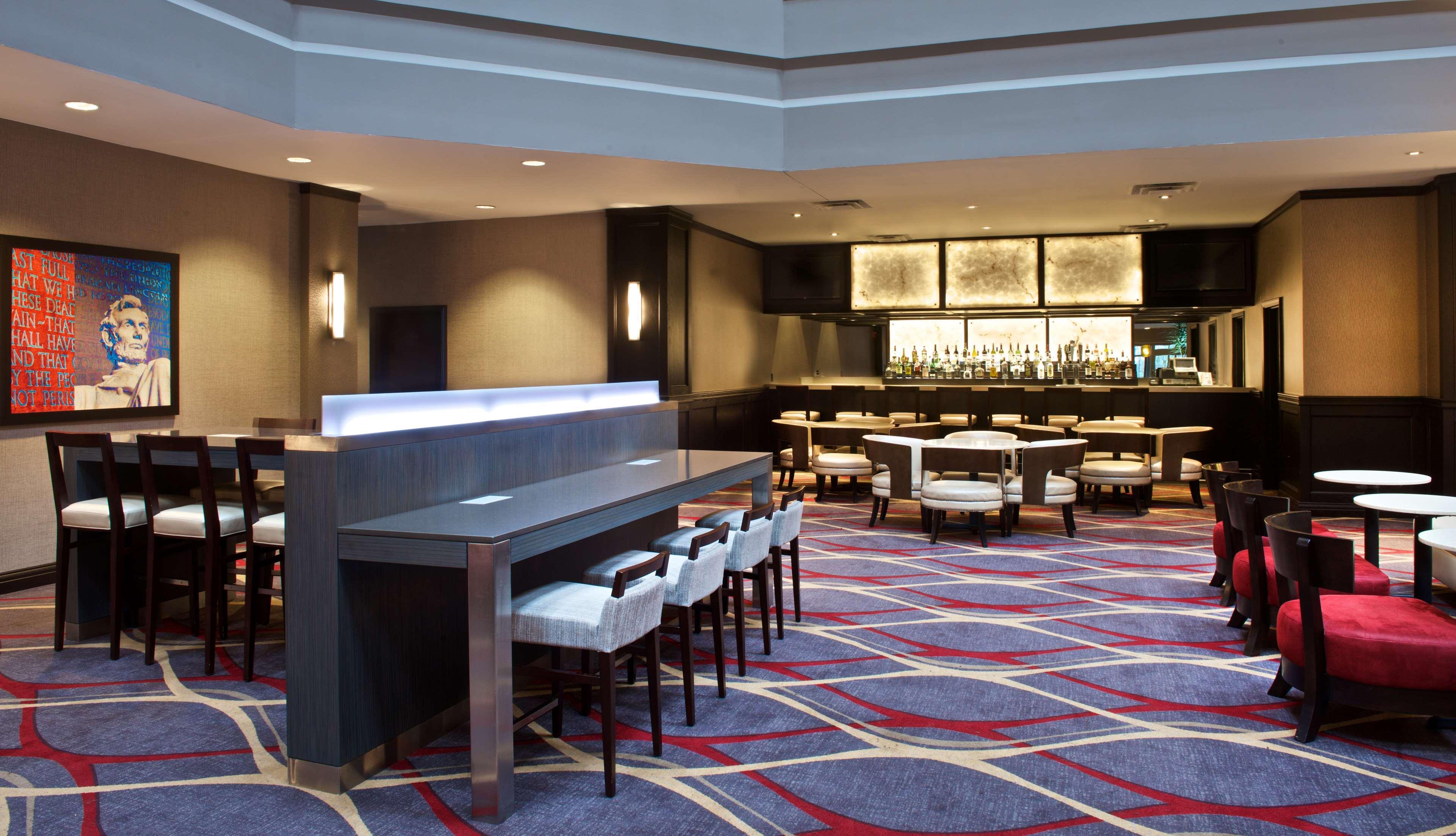Embassy Suites By Hilton Dulles Airport Херндон Экстерьер фото