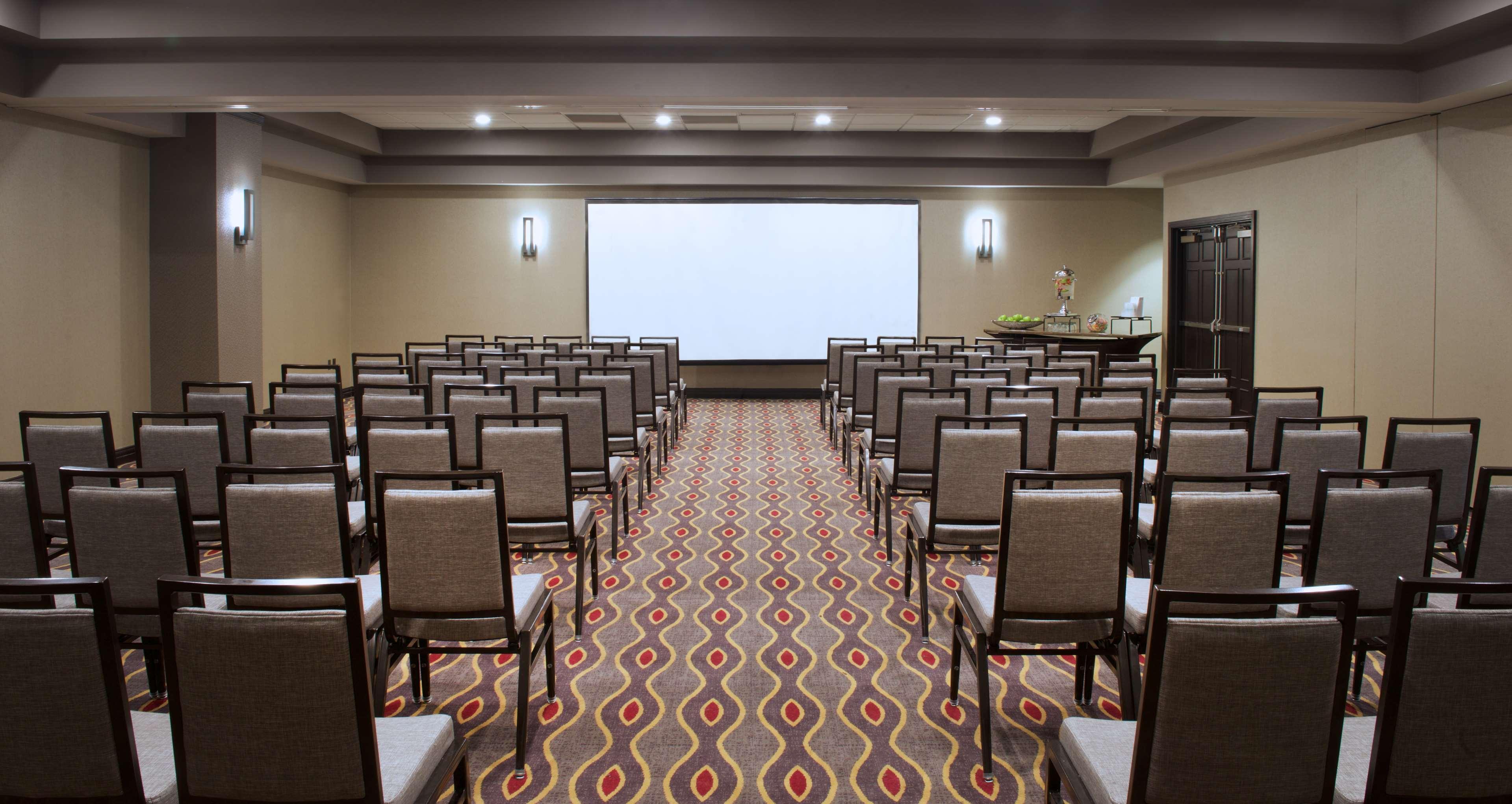 Embassy Suites By Hilton Dulles Airport Херндон Экстерьер фото